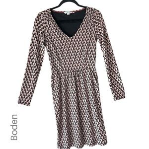 Boden | NWOT ROMILLY PINK HEARTS DRESS LONG SLEEVE COTTON JERSEY | SIZE 2